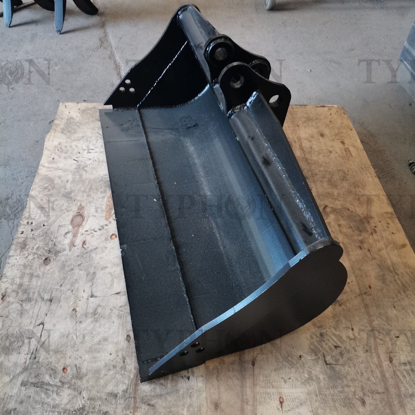 Excavator Attachment Tilt Bucket 47" Hydraulic Tilting Bucket 1200mm Heavy Duty - Image 6