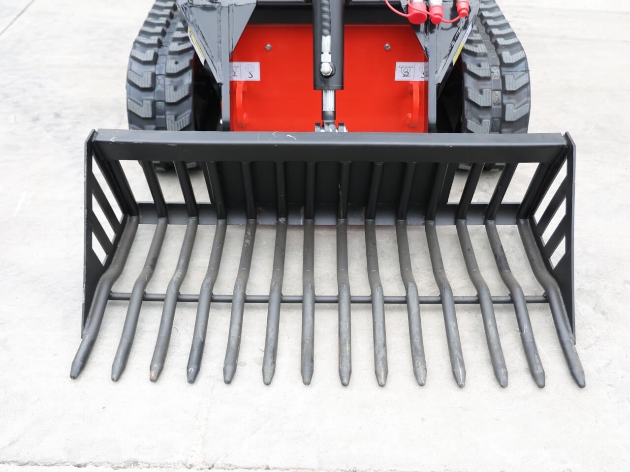 Skid Steer Loader Attachment Rock Bucket USA - Image 5