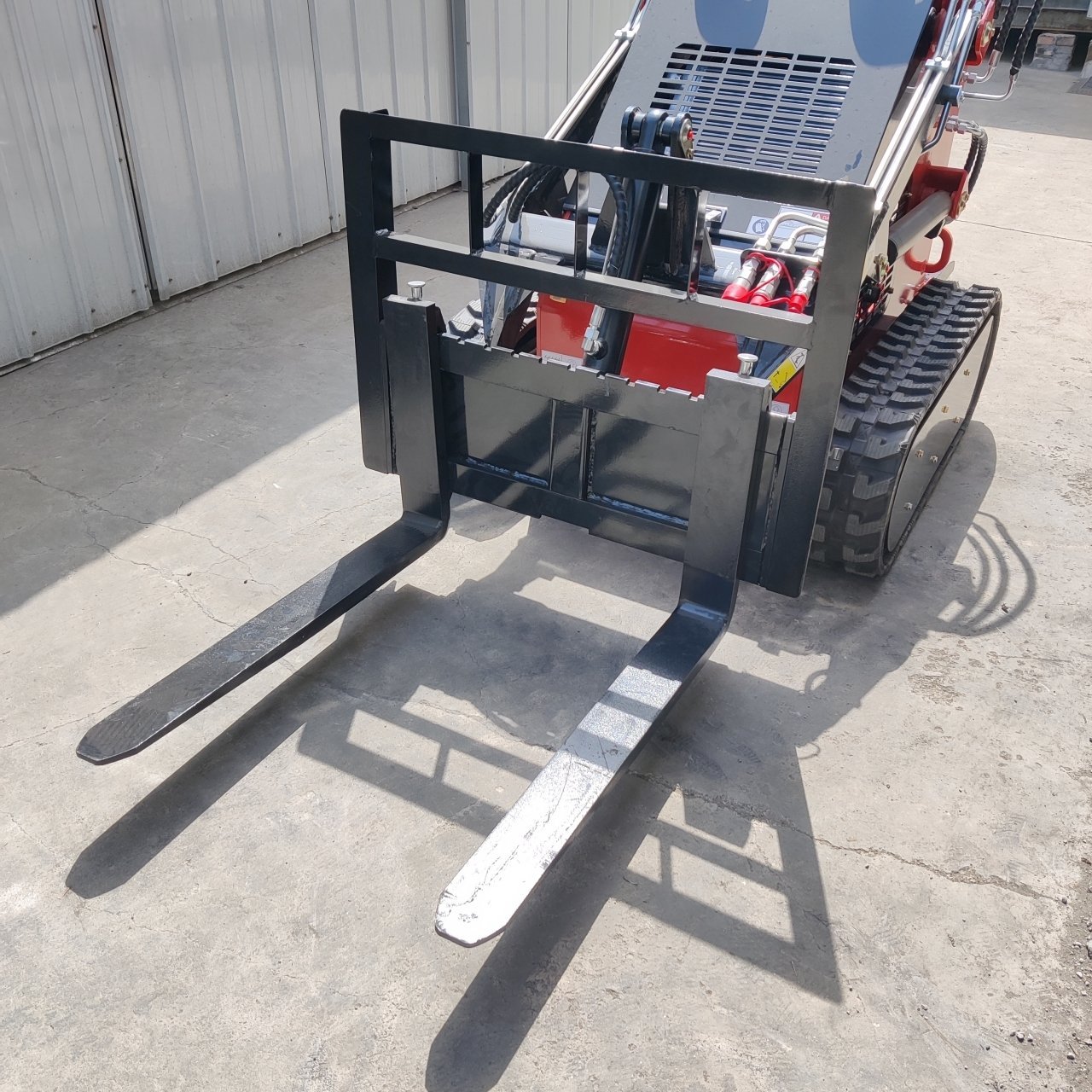 Skid Steer Loader Fork Pallet Attachment USA - Image 4