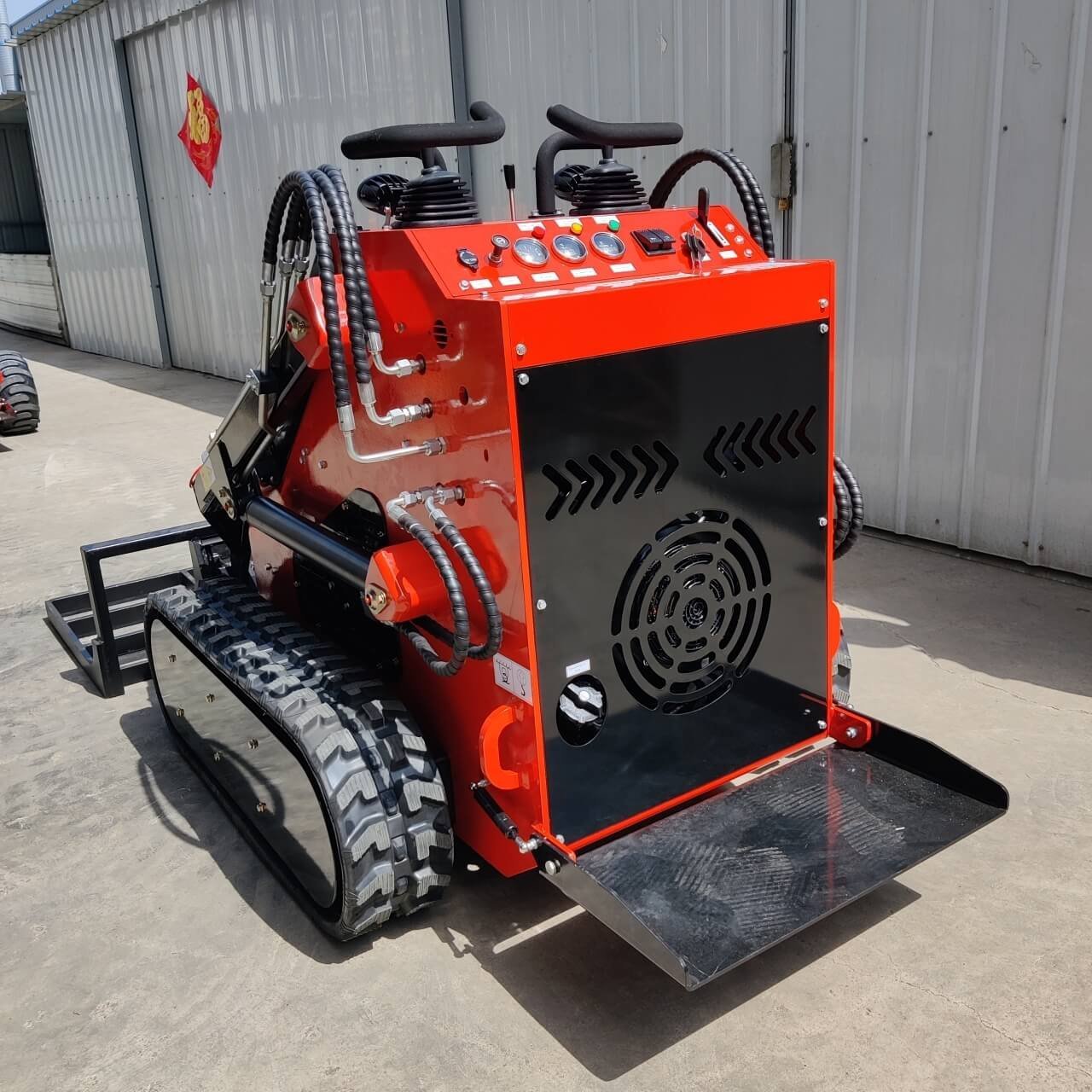 Skid Steer Loader Land Leveler Attachment - Image 5