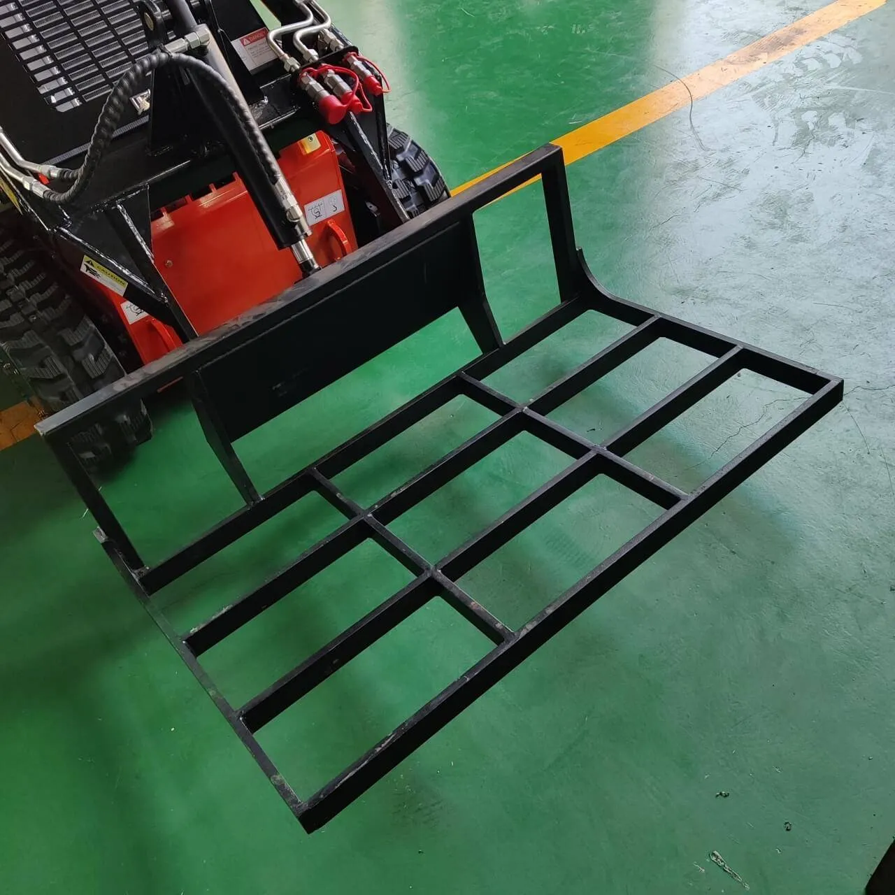Skid Steer Loader Land Leveler Attachment - Image 8