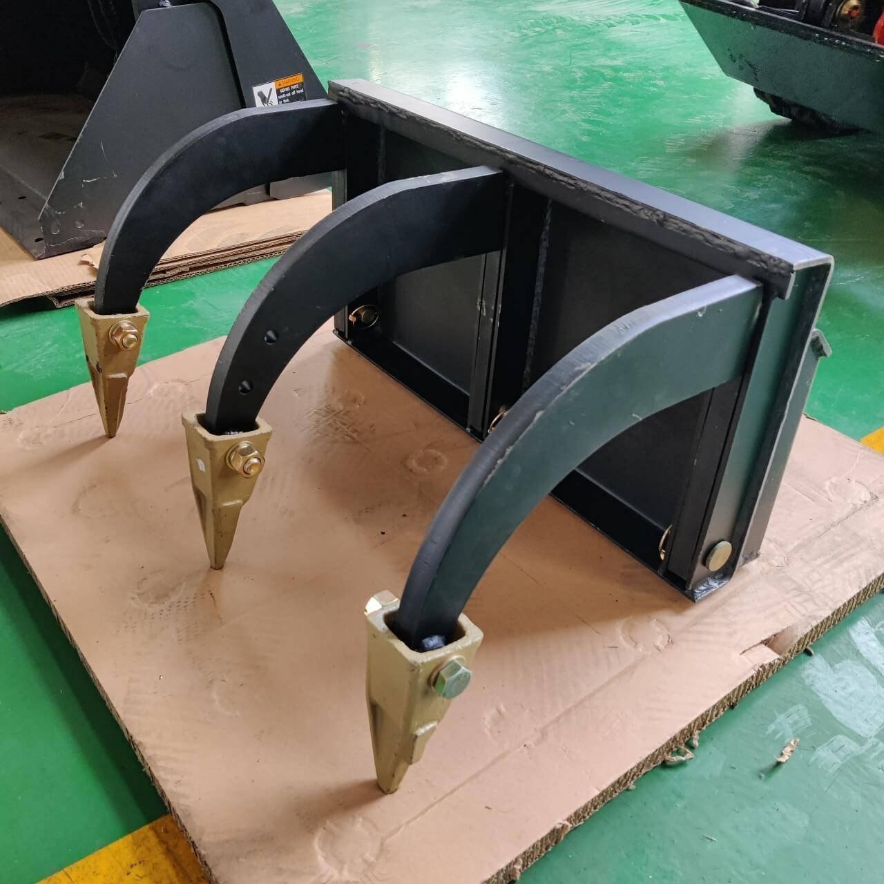 Skid Steer Loader Ripper Attachment - Image 9