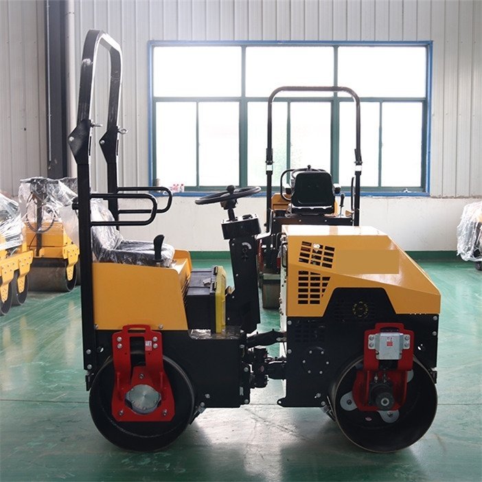 TYPHON FURY 1 Ton Vibratory Compactor Asphalt Roller USA - Image 7