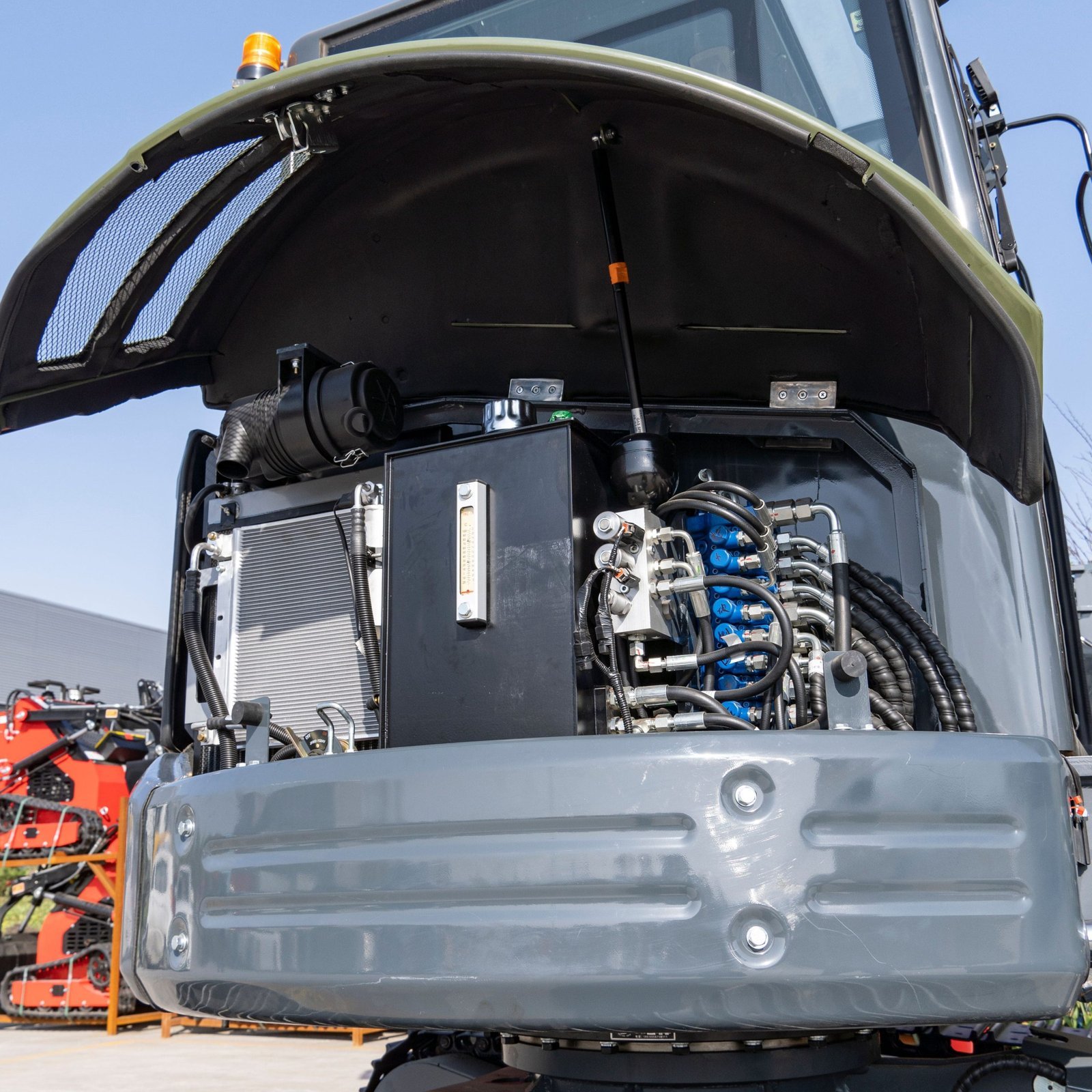 TYPHON KUVUO 4.0 four ton cabin mini excavator w Kubota D1703 Diesel engine Metal Tracks, Boom Swing, AC Heater, Hydraulic Control - Image 22