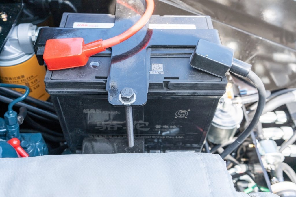 Brand New TYPHON STOMP X1300 25HP Kubota Diesel Mini Skid Steer Loader - Image 9