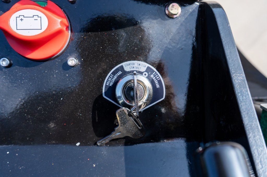 Brand New TYPHON STOMP X1300 25HP Kubota Diesel Mini Skid Steer Loader - Image 6