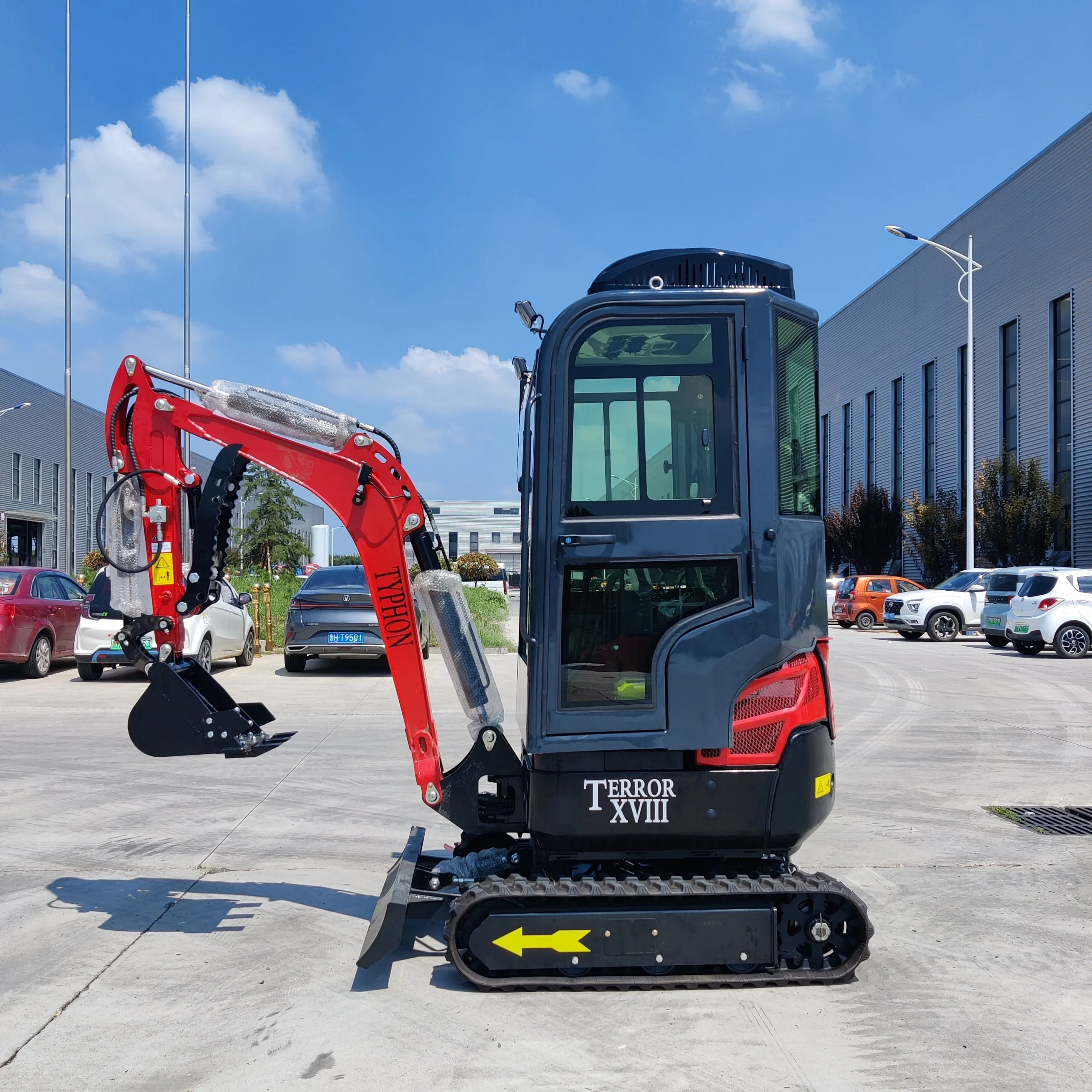TYPHON TERROR XVIII Prestige 2 Ton Mini Excavator, KUBOTA D902 Diesel Engine USA