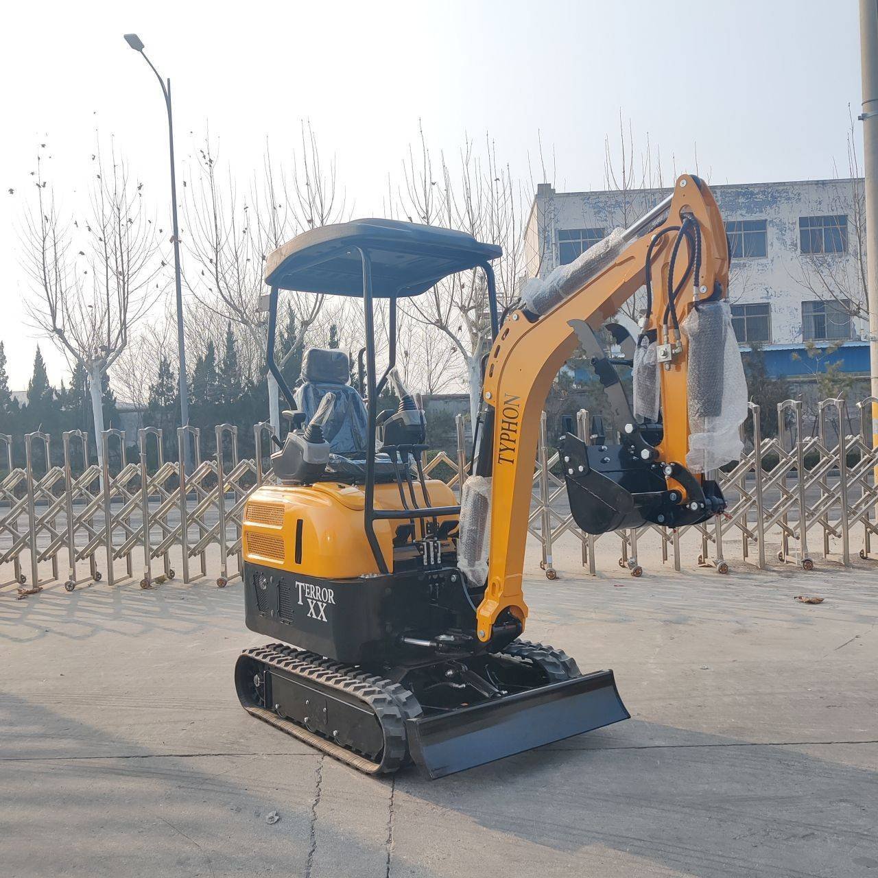 2025 4,000 lb TYPHON TERROR XX Mini Excavator Rubber Track with Kubota D902 Diesel Engine USA - Image 3