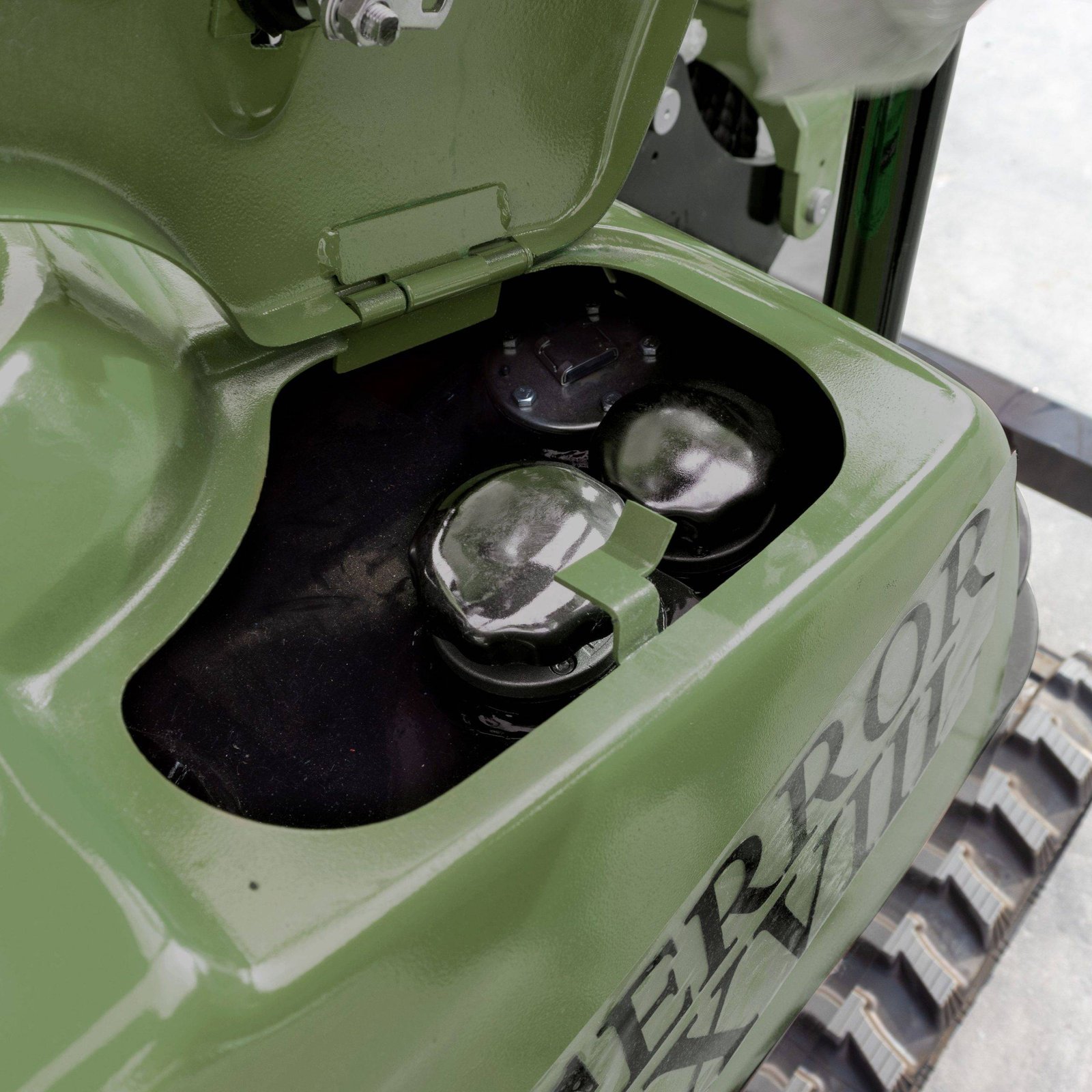 2025 4000 lb Typhon Terror XVIII Mini Excavator Rubber Track with Kubota Diesel Engine USA - Image 11