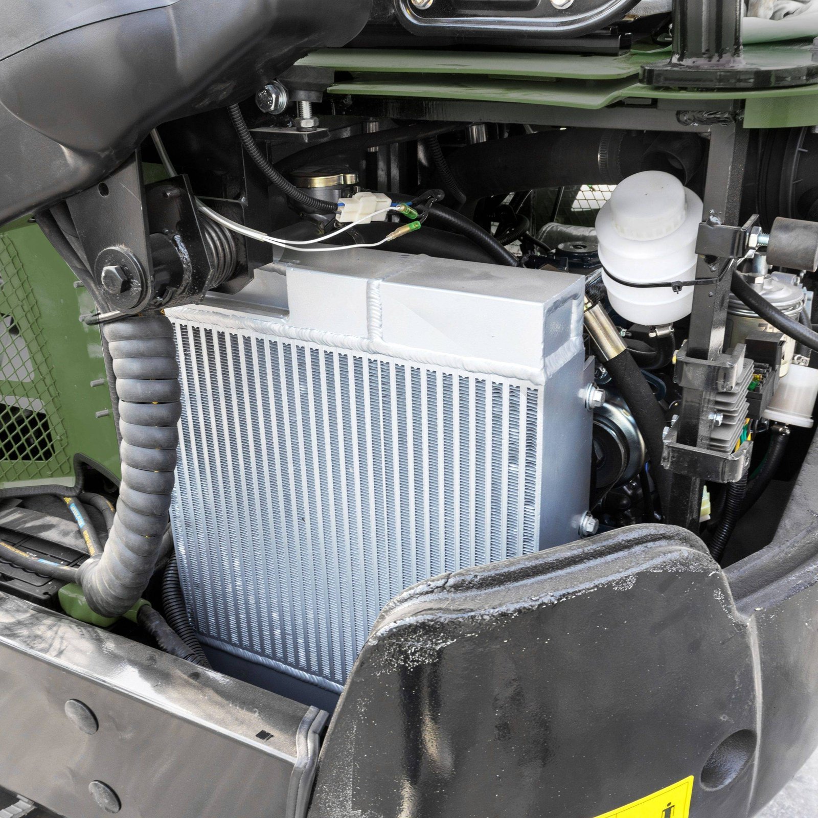 2025 4000 lb Typhon Terror XVIII Mini Excavator Rubber Track with Kubota Diesel Engine USA - Image 12