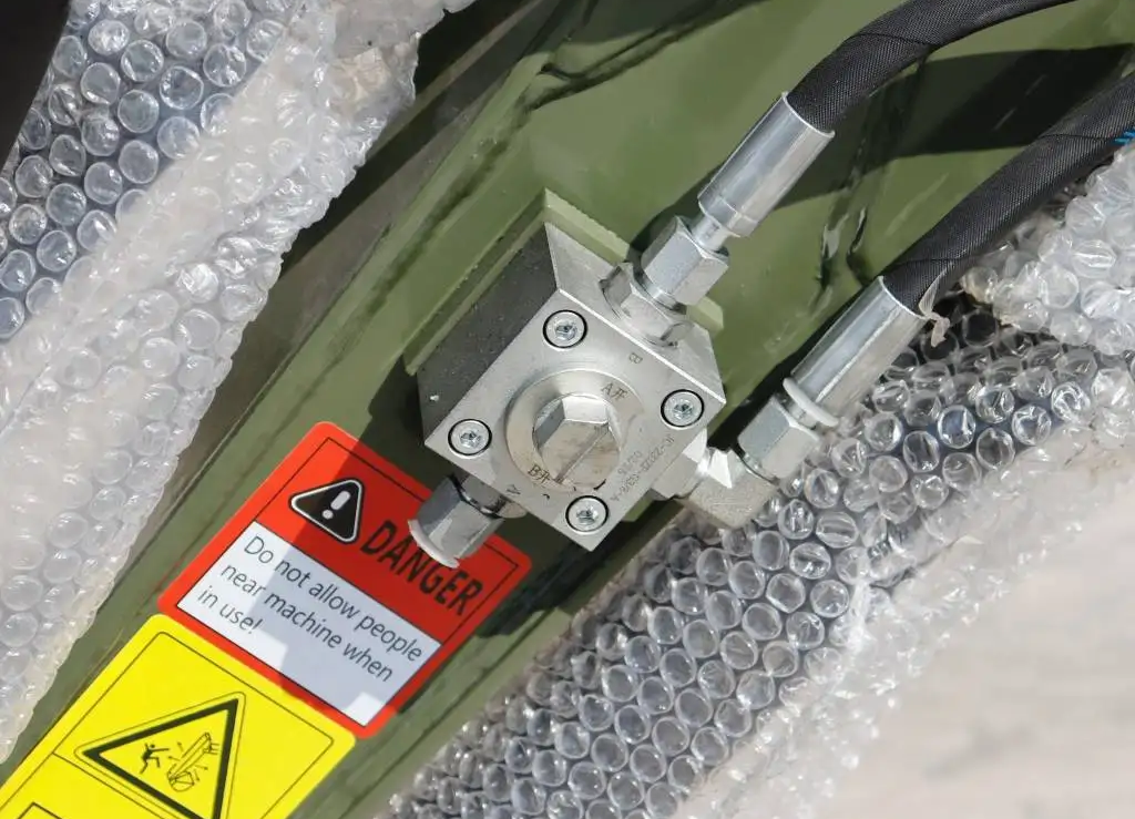 TYPHON TERROR XIII Mini Excavator – 1.3 Ton Trench Digger with Canopy, Hydraulic Thumb Clip, 13.5hp B&S Engine USA - Image 3