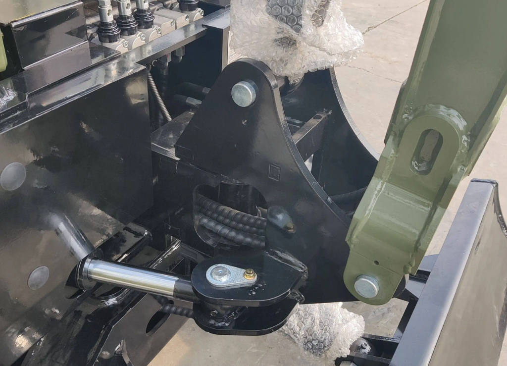 2025 4,000 lb Green TYPHON TERROR XX Mini Excavator Rubber Track with Kubota D902 Diesel Engine USA - Image 3