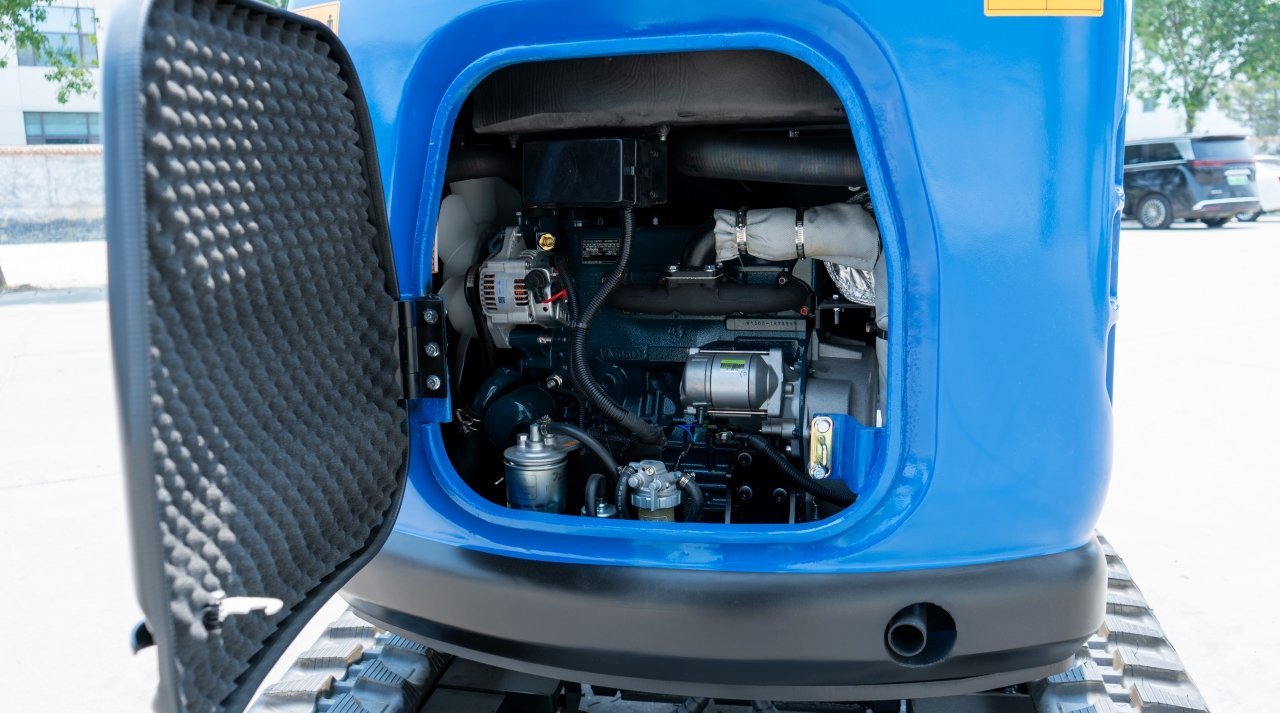 TYPHON TERROR X2 Mini Excavator 2.7 Ton EPA Diesel Kubota V1505 Engine USA - Image 10