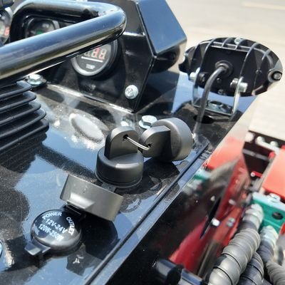 Brand New TYPHON STOMP V900 1.4 Ton Mini Track Loader Featuring Dual Auxiliary Hydraulics & Kubota D1105 25HP USA Engine - Image 30